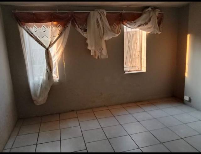 1 BEDROOM PROPERTY TO RENT IN KENSINGTON